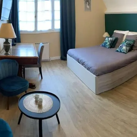 Domaine D'aveluy B&B